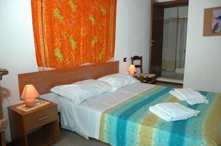 B&B Il Rondo Sirmione Bagian luar foto
