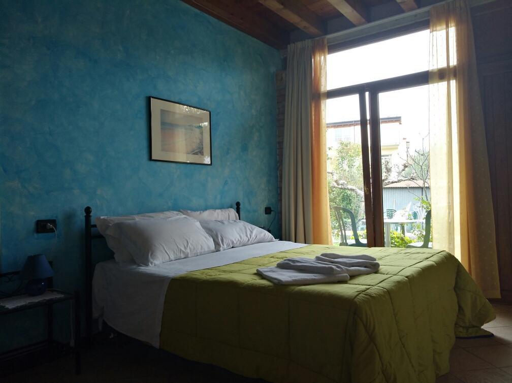 B&B Il Rondo Sirmione Bagian luar foto