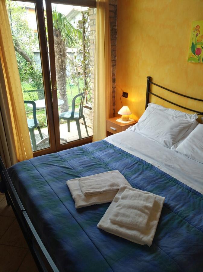 B&B Il Rondo Sirmione Bagian luar foto